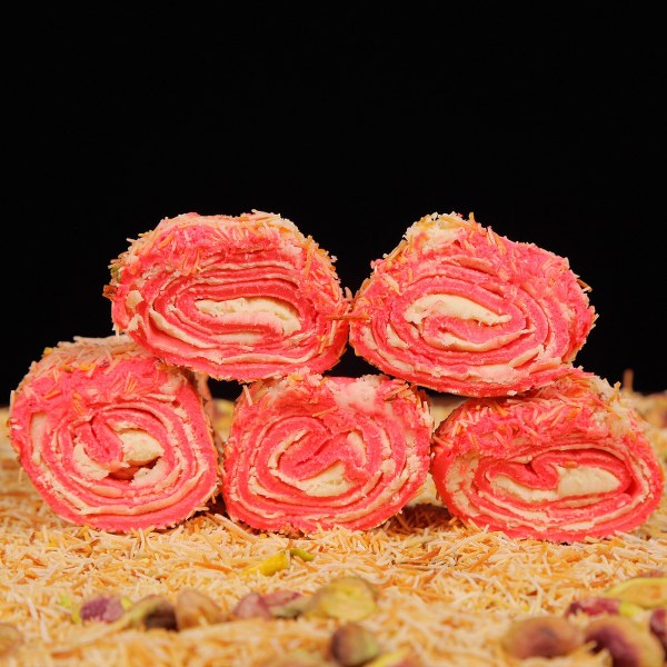 Çilekli Kadayıflı Kremalı Sarma Lokum 1 KG